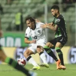 América-MG e Atlético-MG se enfrentam em clássico decisivo