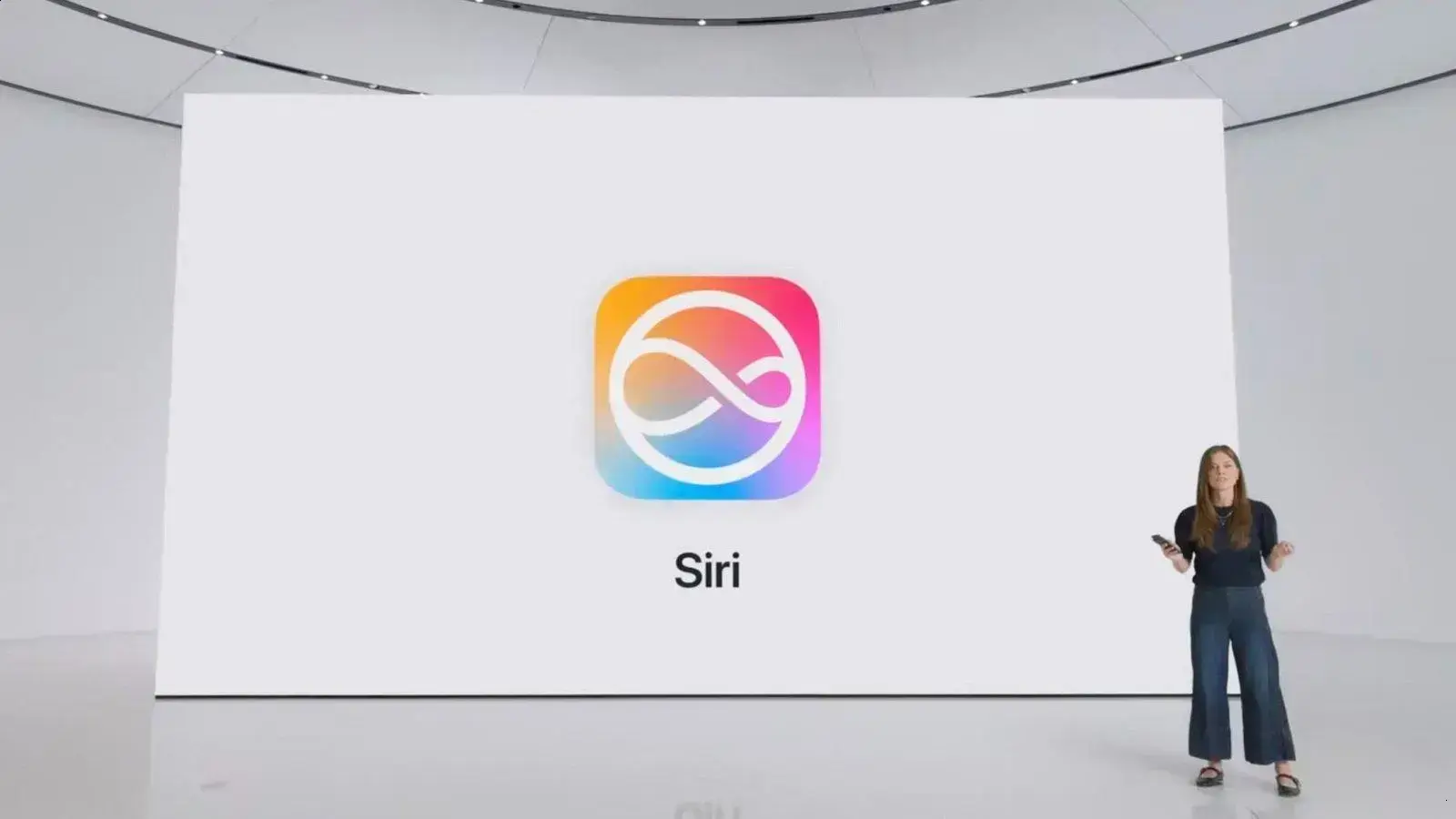 Apple pode adiar lançamento da nova Siri reformulada com AI