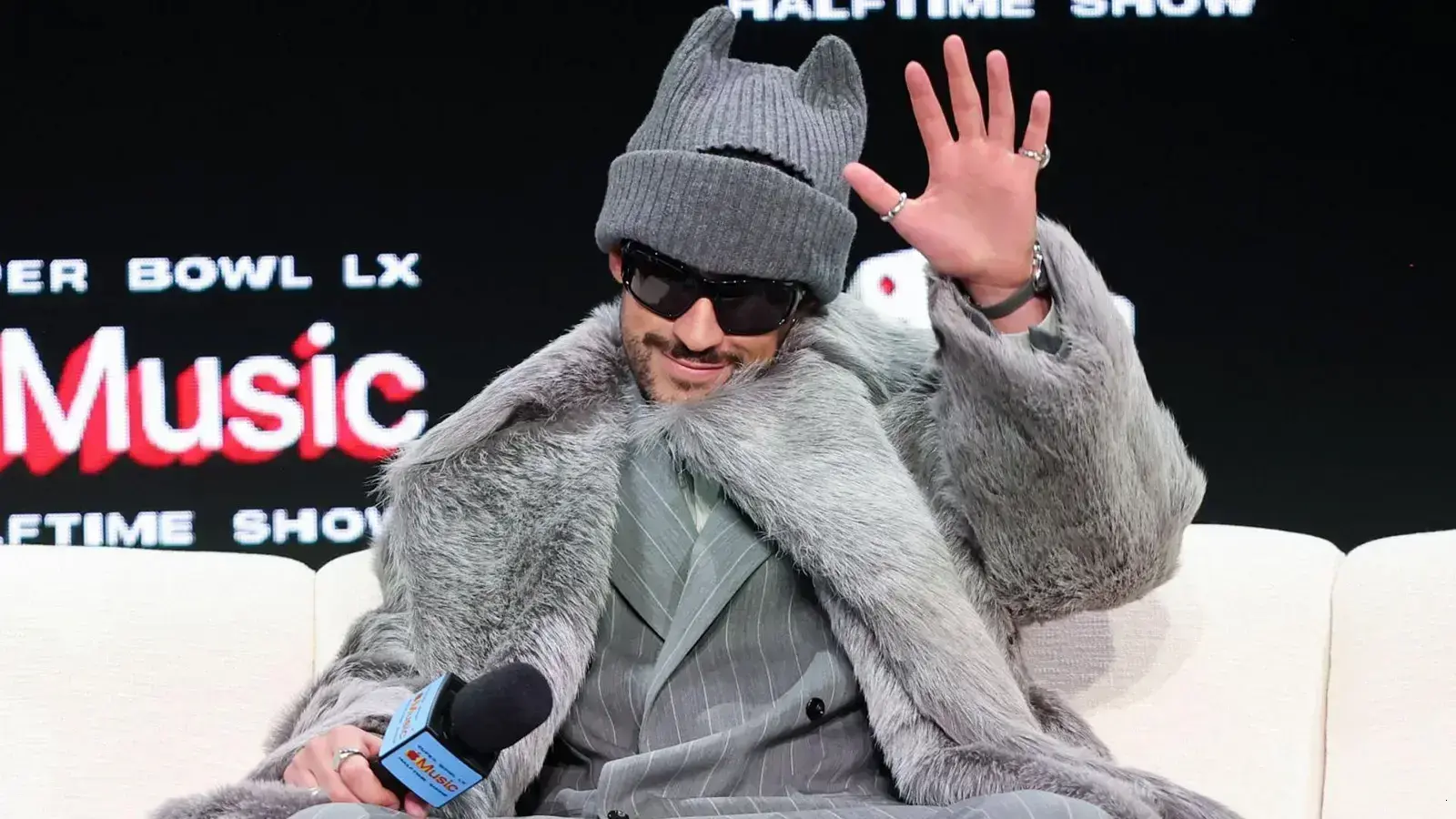 Bad Bunny reforça ligação com Porto Rico e mantém vida e casas na ilha