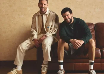 Bad Bunny une música e esportes no Super Bowl e cita Senna e Messi