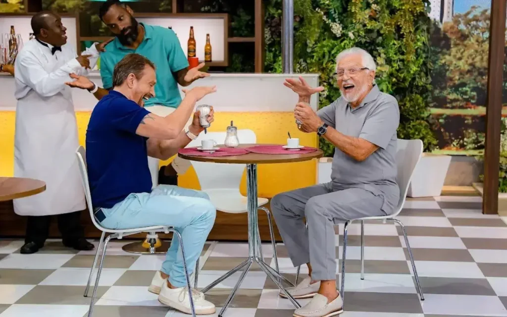 Carlos Alberto e Marcelo de Nóbrega se reencontram em A Praça É Nossa