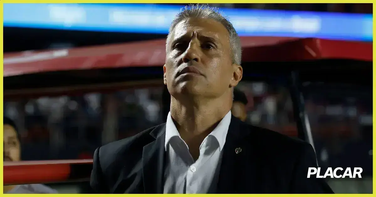 Crespo e Díaz: Quem assumirá o comando do River Plate após Gallardo?