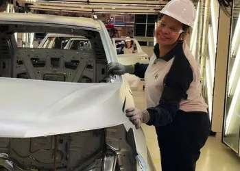 Estado de SP registra menor taxa de desemprego em 13 anos