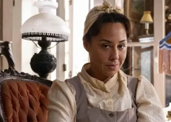 Evelyn Castro troca burro Policarpo por Burro Falante em Shrek