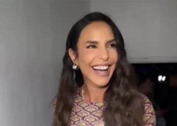 Filhas gêmeas de Ivete Sangalo celebram 8 anos com bolos temáticos