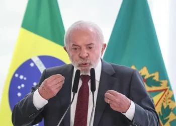 Governo Lula reavalia discurso sobre corrupção após desgaste político