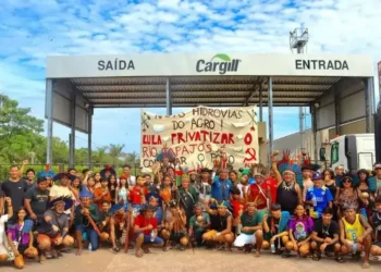 Governo suspende dragagem da Hidrovia do Tapajós após protestos indígenas