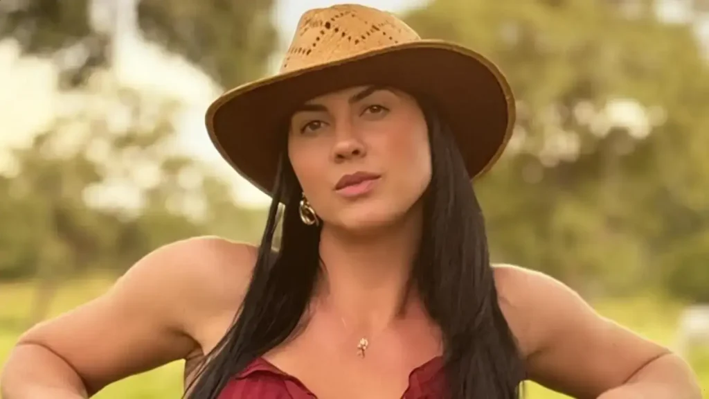 Graciele Lacerda brilha em fotos na fazenda e brinca com seguidores