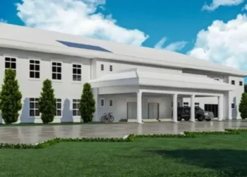 Gusttavo Lima inaugura mansão inspirada na Casa Branca avaliada em R$50 mi