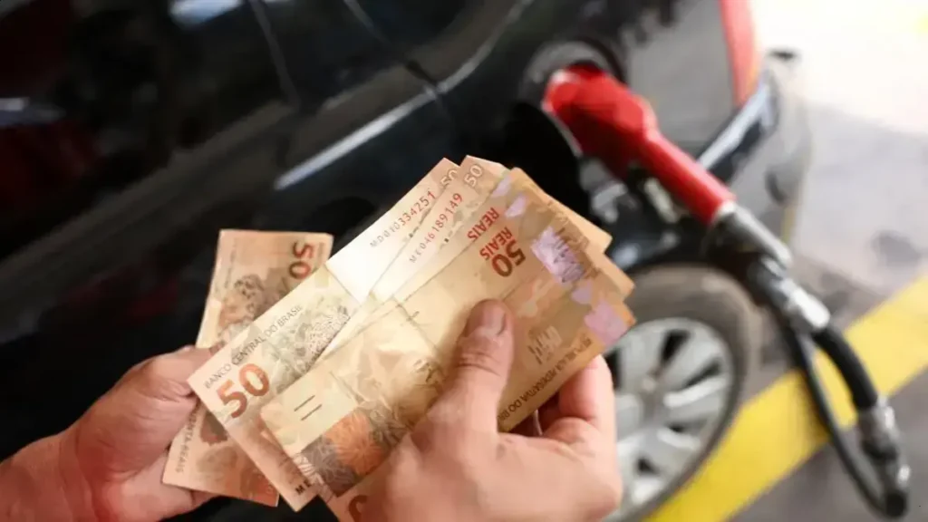 IPCA: alta nos combustíveis leva inflação a 0,33% em janeiro no país