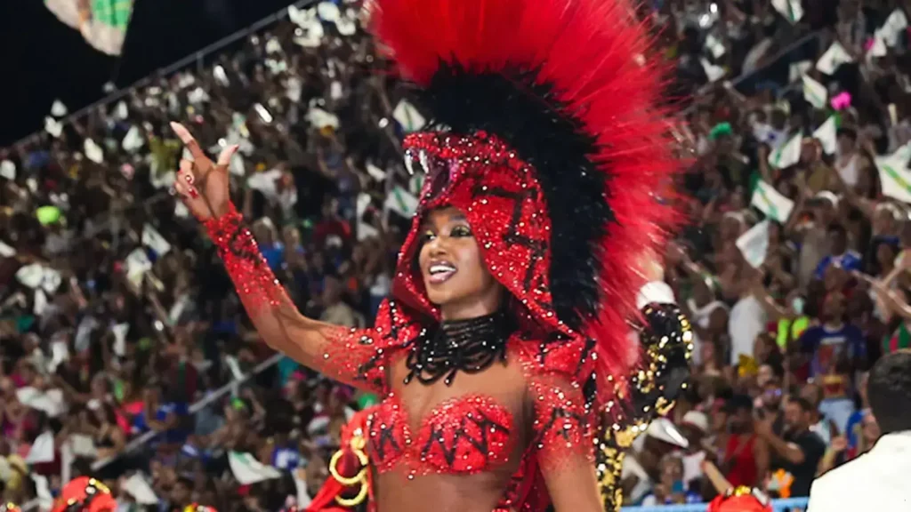 Iza brilha no Carnaval de 2026 e revela desafios da maternidade