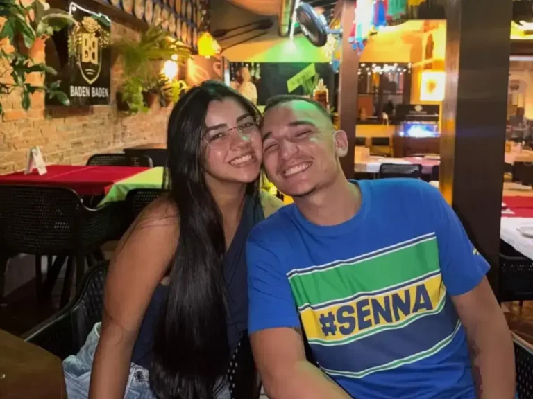 João Gomes e Ary Mirelle curtem noite especial em meio à rotina familiar