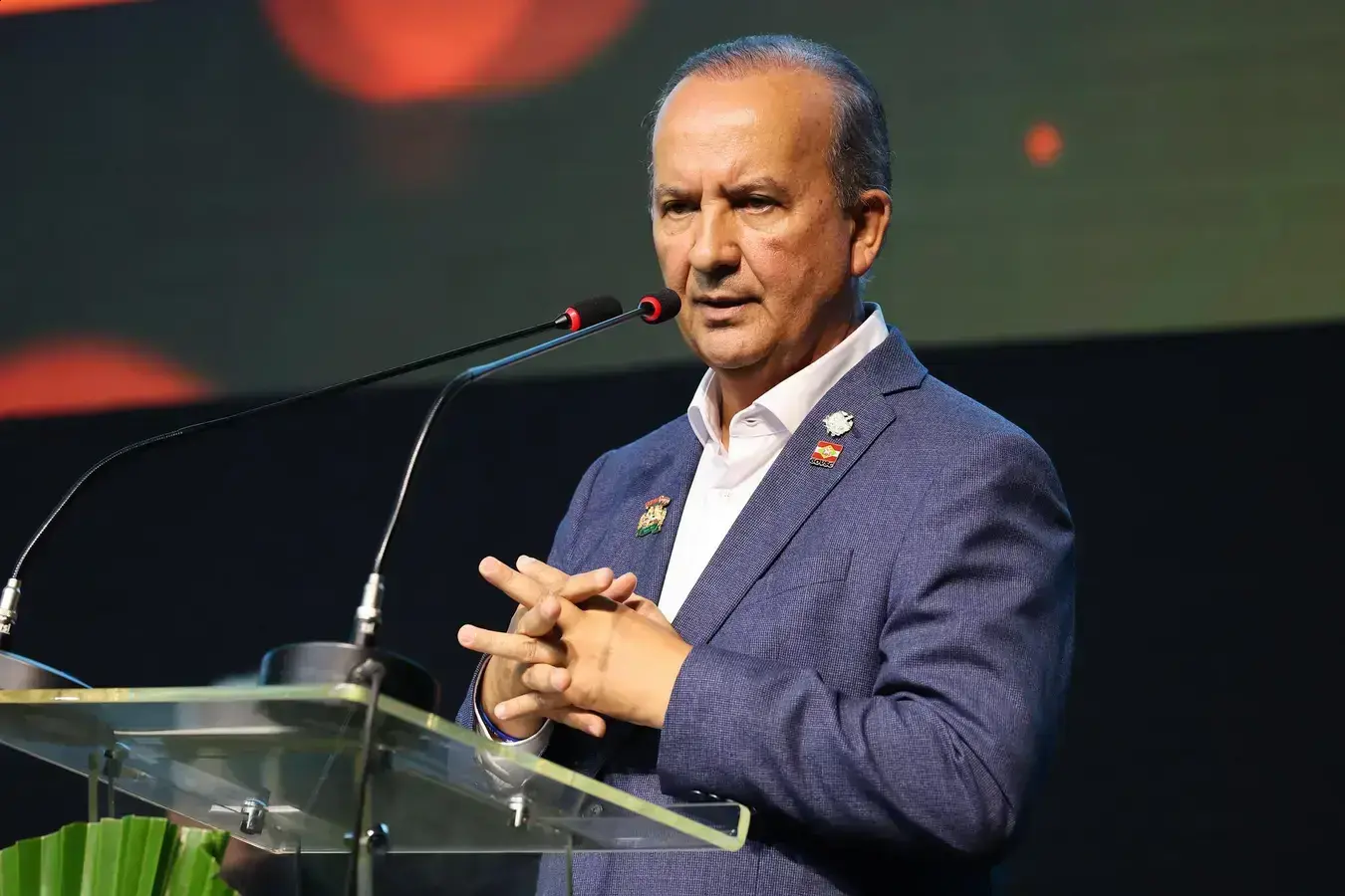 Jorginho Mello nega saída de Caroline de Toni e mantém apoio ao Senado