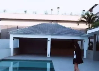 Juliette Freire e sua Mansão de Luxo na Barra da Tijuca