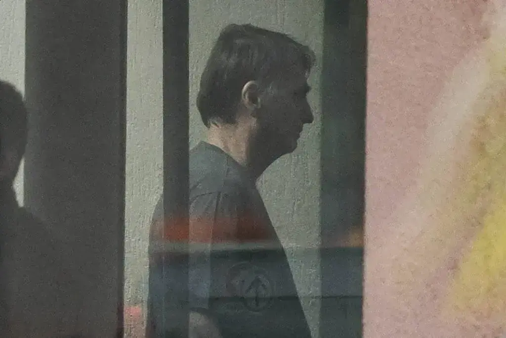 Laudo da PF dificulta pedido de prisão domiciliar de Bolsonaro