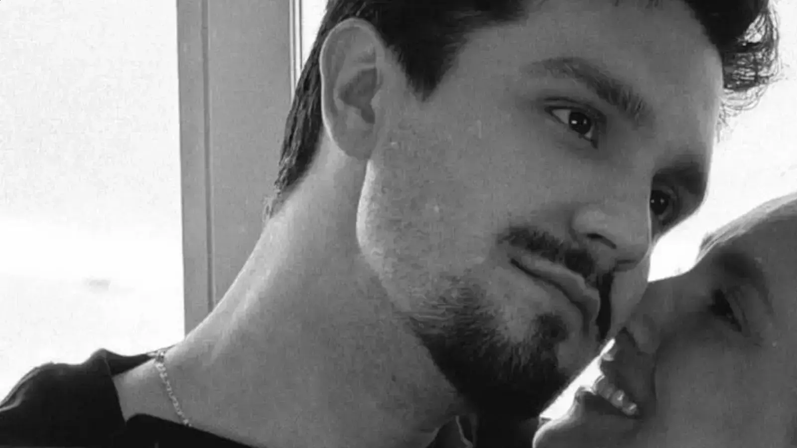 Luan Santana homenageia a mãe em aniversário especial nas redes sociais