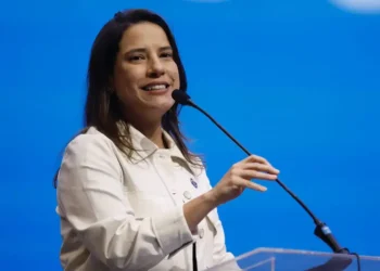 Lyra reafirma apoio a Lula, mas exige neutralidade em Pernambuco