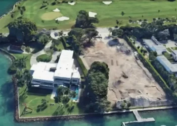 Mark Zuckerberg adquire mansão de luxo na Flórida por US$ 200 milhões