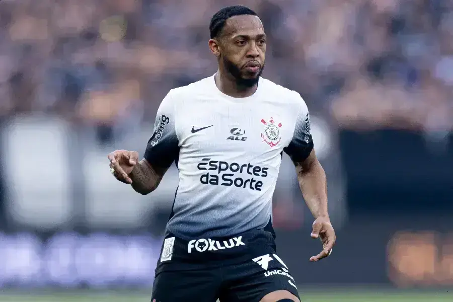 Martínez reapresenta no Corinthians e será avaliado por lesão no joelho