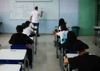 MEC reconhece SP por avanço na alfabetização; meta é 90% até 2026