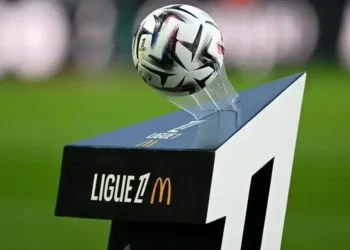 Metz e Brest se enfrentam em jogo decisivo pela Ligue 1