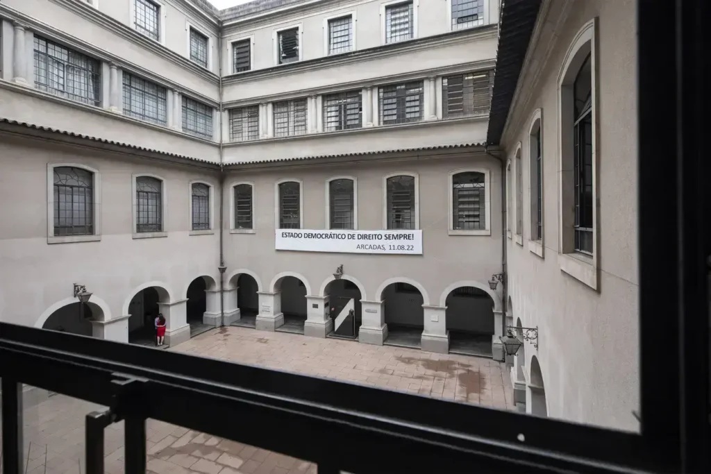 Movimento na USP pede criação de código de conduta para o Judiciário