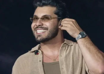 Murilo Huff atualiza fãs após internação por gastroenterite