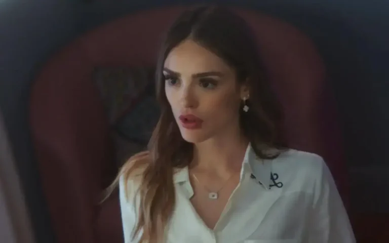 Naiane usa tecnologia e rouba a voz de Eduarda para brilhar em Coração Acelerado