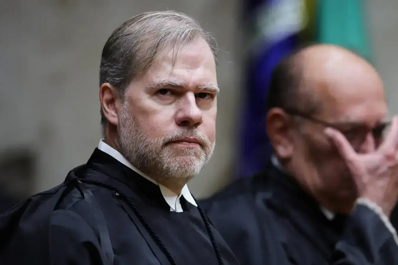 OAB-SP avalia limite ético após viagem de Toffoli com advogado
