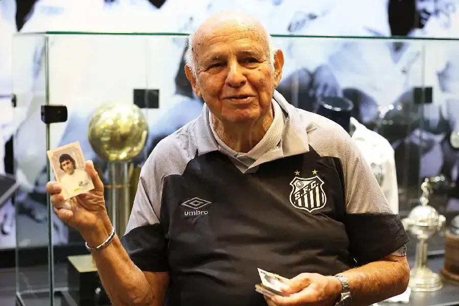 Pepe, ídolo do Santos, completa 91 anos com legado inigualável
