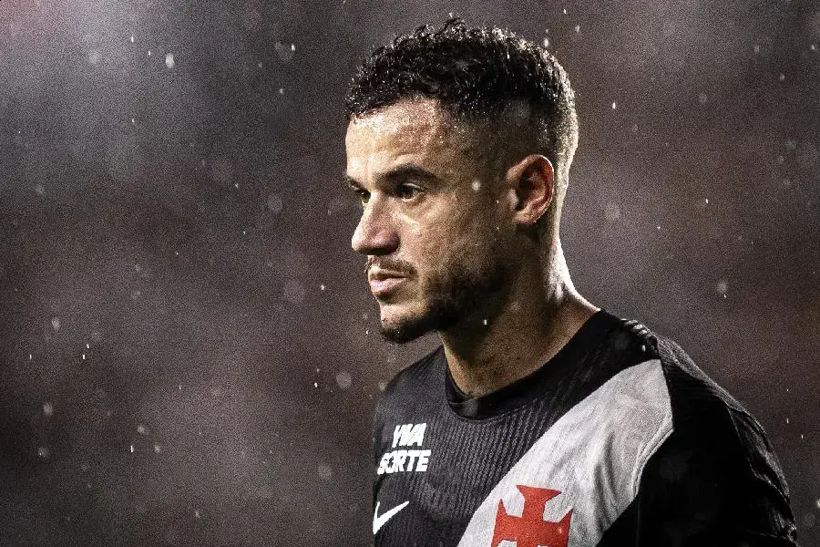Philippe Coutinho decide deixar o Vasco após pressão da torcida