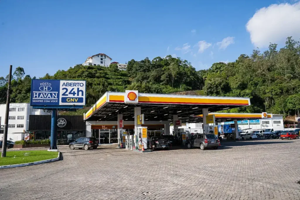 Postos Havan ampliam o império de Luciano Hang e movimentam R$200 mi