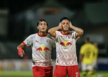 RB Bragantino busca recuperação contra o Athletico-PR no Brasileirão