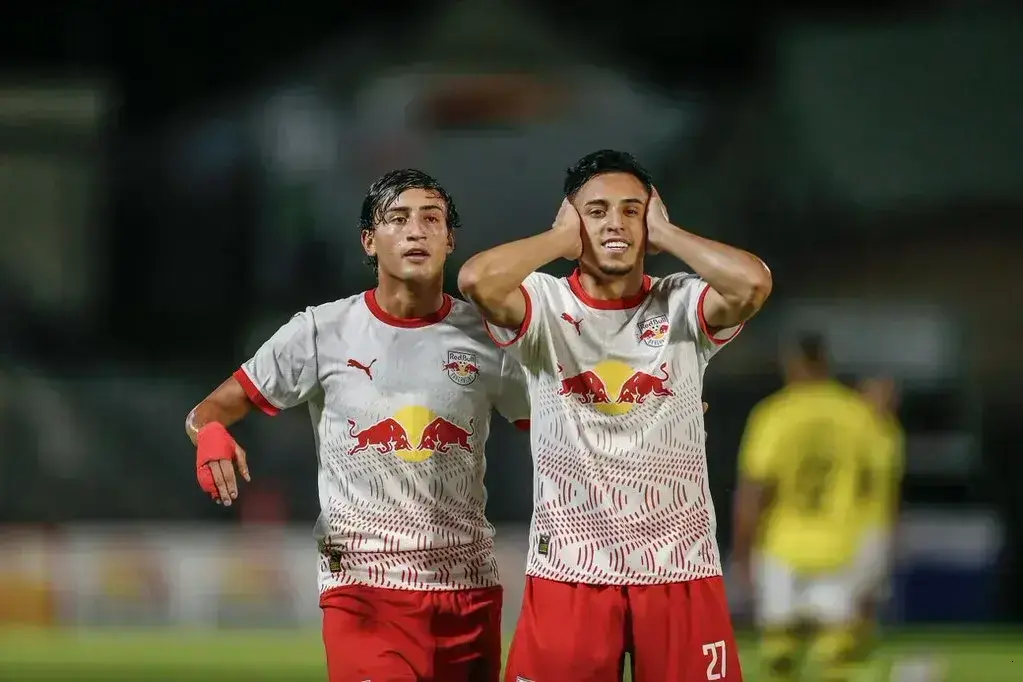 RB Bragantino busca recuperação contra o Athletico-PR no Brasileirão