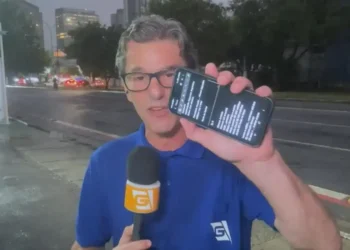 Repórter da TV Gazeta evita roubo ao vivo e surpreende telespectadores