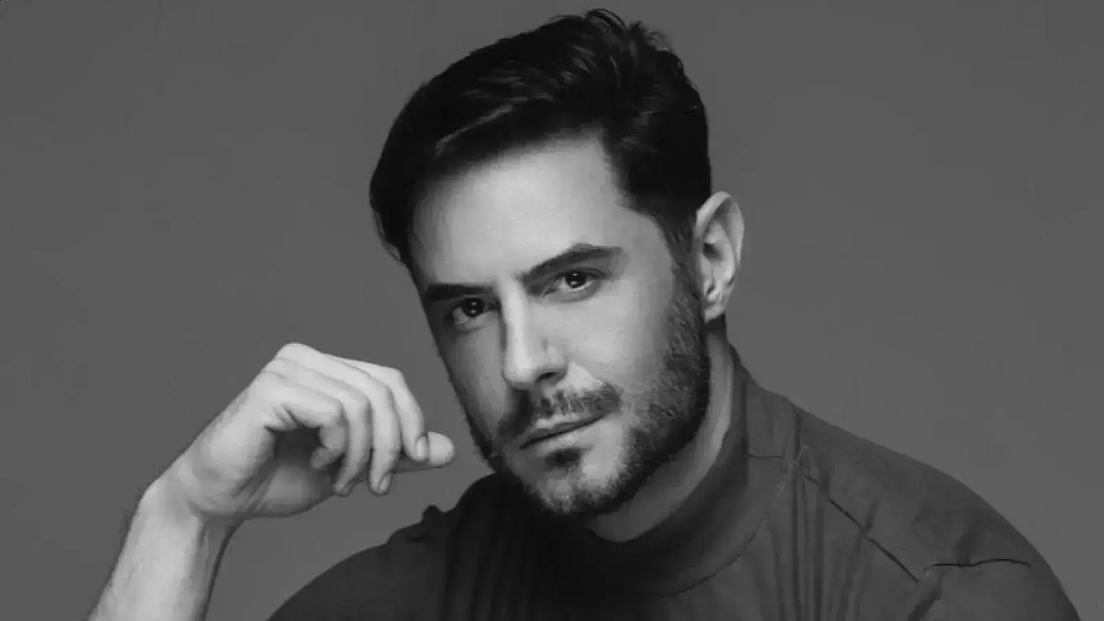 Ricardo Tozzi aos 50: Reflexão, propósito e retorno aos palcos