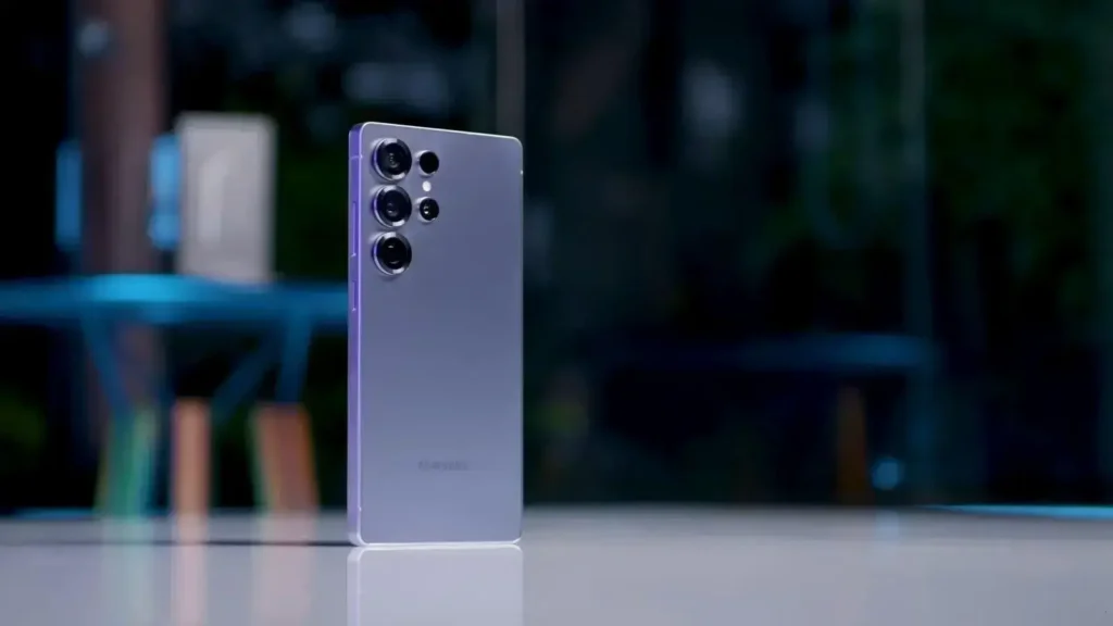 Samsung lança modo de chat seguro após vazamentos de informações internas