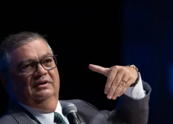 STF: Dino vota para limitar anistia em casos de ocultação de cadáver