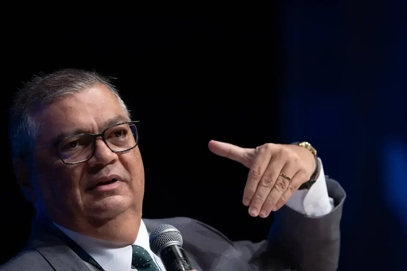 STF: Dino vota para limitar anistia em casos de ocultação de cadáver