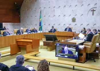 STF permite dupla punição: caixa 2 passa a ser crime e ato de improbidade