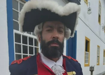 Vandré Silveira e a hipocrisia masculina em Dona Beja