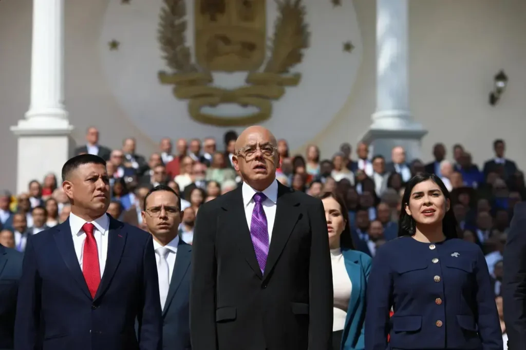 Venezuela promete libertar todos os presos políticos após aprovação da anistia