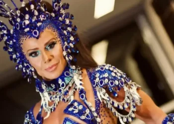 Viviane Araújo exibe pernas definidas e corpo sarado para o Carnaval 2026