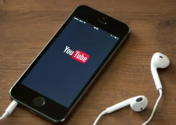 YouTube Music limita letras: agora é preciso assinar para ver músicas