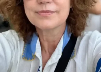A batalha de Patrícia Pillar contra o câncer de mama: coragem inspiradora