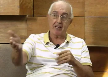 A Praça É Nossa se despede de Roberto Marquis, o Guarda Juju