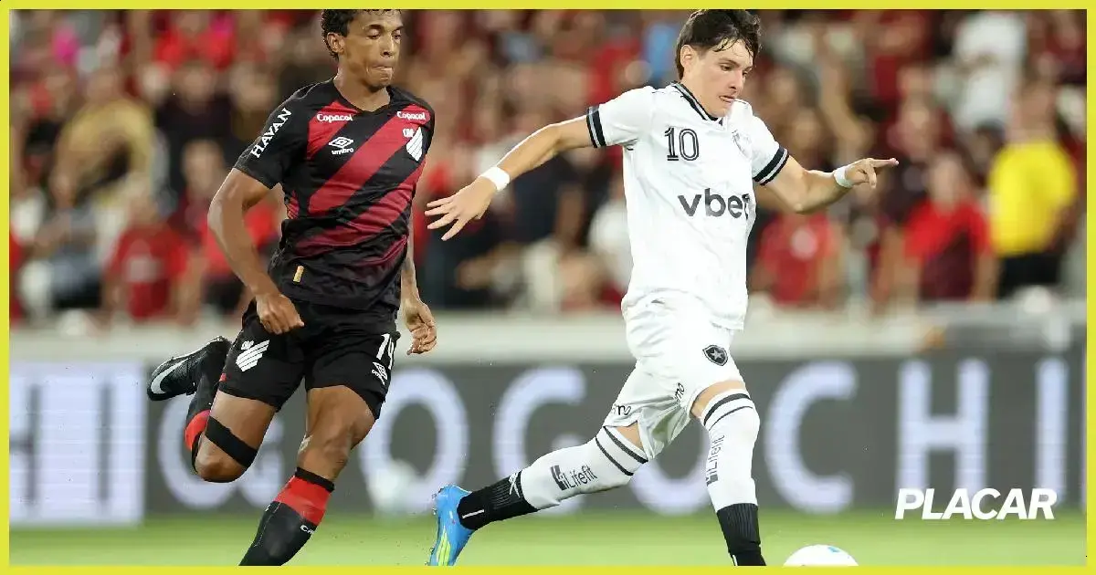 Athletico-PR goleia Botafogo e assume vice-liderança do Brasileirão