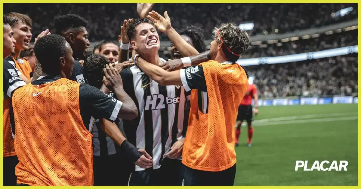 Atlético Mineiro derruba São Paulo e retira liderança no Brasileirão 2026