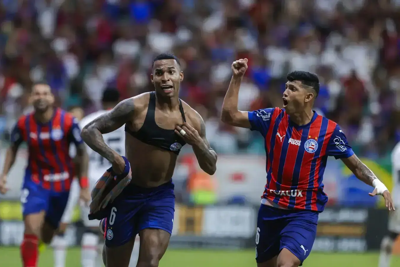 Bahia conquista o 52º título estadual após virada emocionante sobre o Vitória