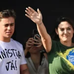 Bolsonaro lamenta críticas à Michelle e defende união na política